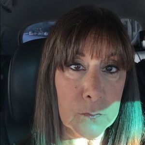 Meet your Posher, Vicki